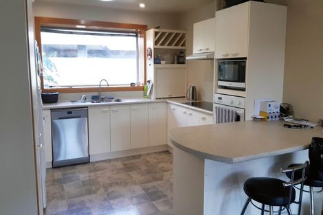 Photo of property in 15 Millcroft Place, Parklands, Christchurch, 8083