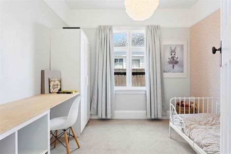 Photo of property in 8 Frankleigh Street, Somerfield, Christchurch, 8024