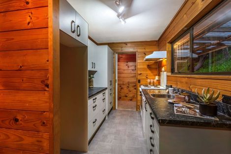 Photo of property in 8 Shackle Lane, Whitby, Porirua, 5024