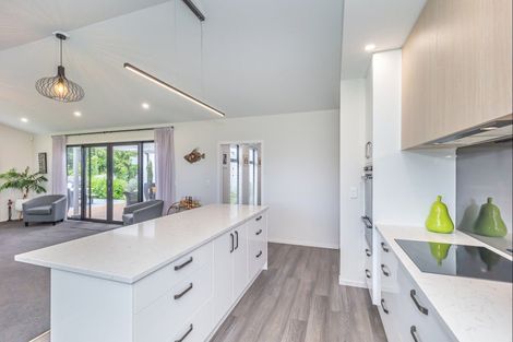 Photo of property in 26 Ohau Gravels Way, Ohau, Levin, 5570