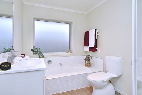 Photo of property in 22 Ridgeway Avenue, Rolleston, 7615