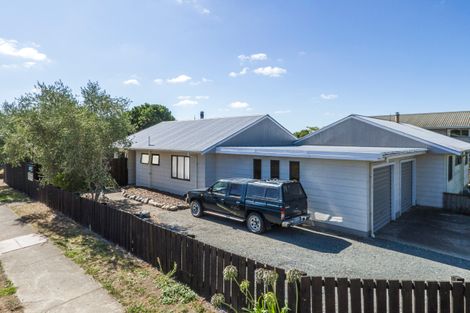 Photo of property in 2 Waimea West Road, Brightwater, 7022