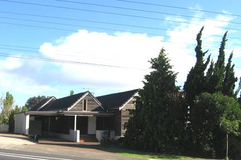 Photo of property in 118 Pupuke Road, Hillcrest, Auckland, 0627