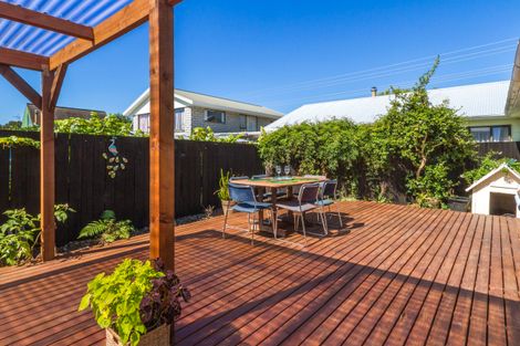 Photo of property in 2 Waimea West Road, Brightwater, 7022