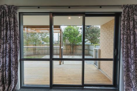 Photo of property in 130 Rowses Road, Aranui, Christchurch, 8061
