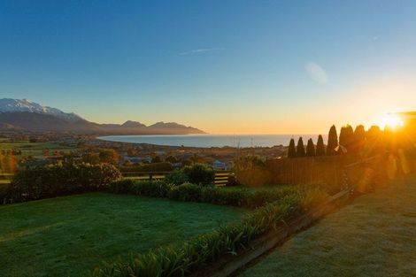 Photo of property in 17 Shearwater Drive, Kaikoura, 7300