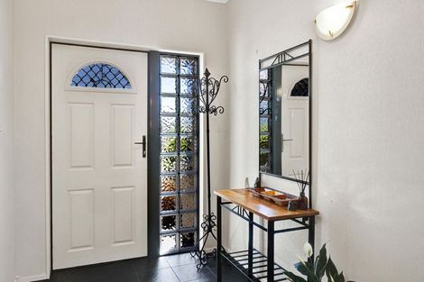 Photo of property in 31 Wilson Street, Hawera, 4610