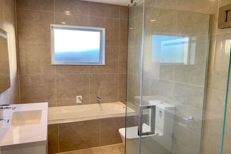 Photo of property in 38 Travis View Drive, Fairview Heights, Auckland, 0632
