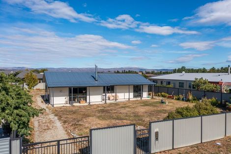 Photo of property in 9 Gye Street, Clyde, 9330