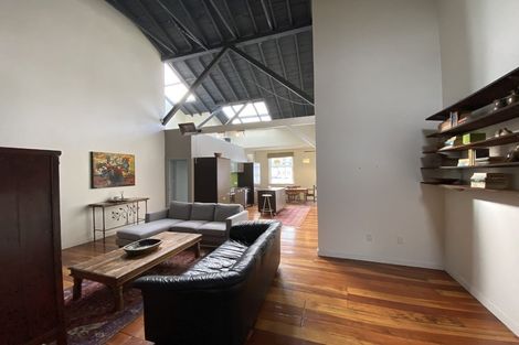 Photo of property in 2u7 King Street, Mount Cook, Wellington, 6021