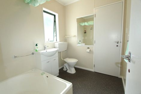 Photo of property in 40 Roslin Street, Tokoroa, 3420