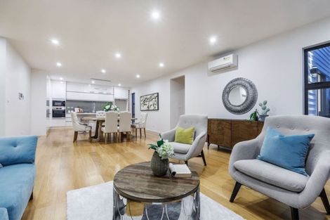 Photo of property in 18 Spyglass Street, Red Beach, 0932