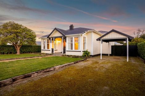 Photo of property in 120 Manawapou Road, Hawera, 4610