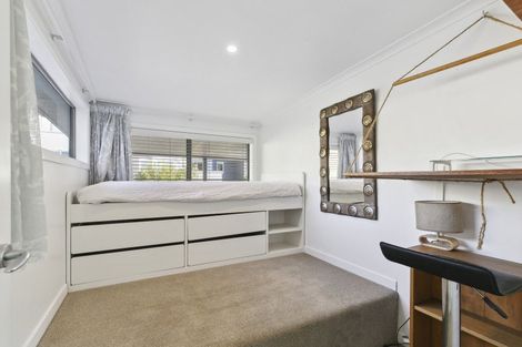 Photo of property in 1/27 The Rigi, Northland, Wellington, 6012