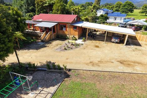 Photo of property in 240 Arapito Road, Karamea, 7893