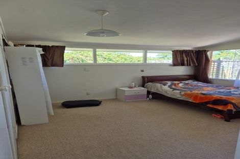 Photo of property in 6 Totara Grove, Hillcrest, Auckland, 0627