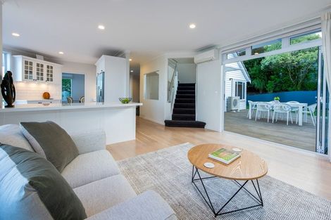 Photo of property in 17 Calypso Place, Rothesay Bay, Auckland, 0630