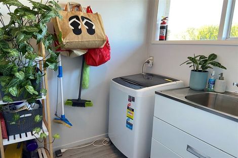 Photo of property in 91 Oakhampton Street, Hornby, Christchurch, 8042