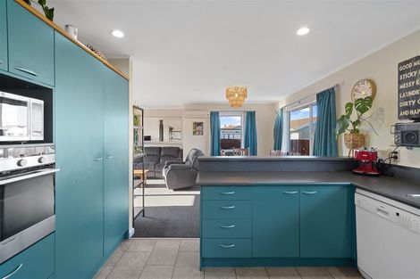 Photo of property in 10b Karlaw Place, Parklands, Christchurch, 8083