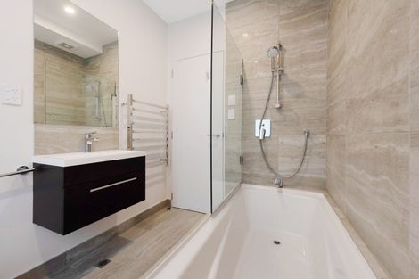 Photo of property in 1c Wilkinson Street, Oriental Bay, Wellington, 6011