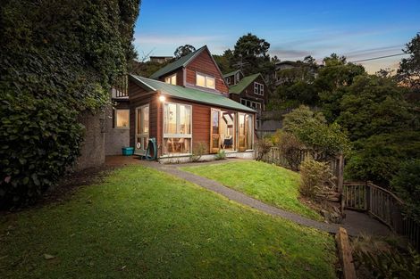 Photo of property in 121 Mairangi Road, Wilton, Wellington, 6012