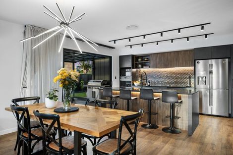 Photo of property in 2a Roland Road, Greenhithe, Auckland, 0632