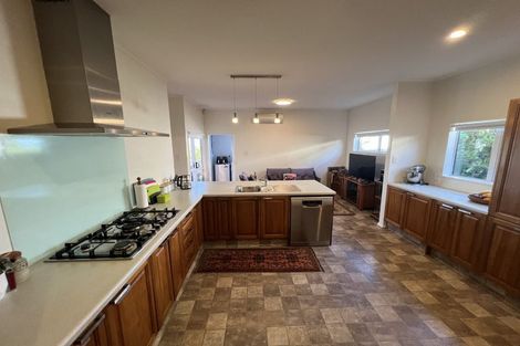 Photo of property in 8 Raumati Terrace, Khandallah, Wellington, 6035