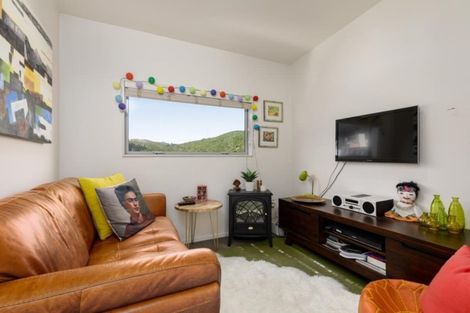 Photo of property in 3 Saddleback Grove, Karori, Wellington, 6012