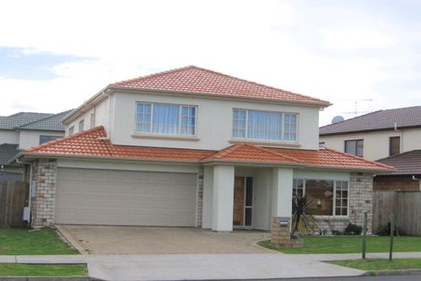 Photo of property in 14 Cyril French Drive, Flat Bush, Auckland, 2016