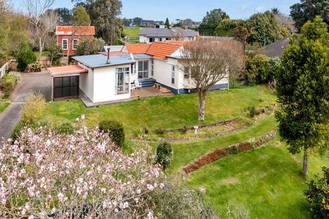 Photo of property in 149 South Road, Hawera, 4610