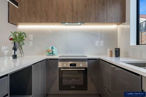 Photo of property in 4/16 Binsted Road, New Lynn, Auckland, 0600