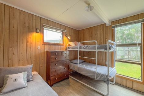 Photo of property in 106 Moore Place, Whangamata, 3620