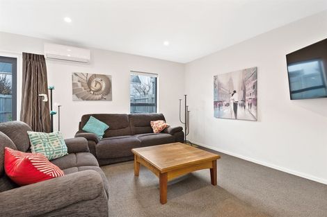 Photo of property in Cornwall Gardens, 8/27 Cornwall Street, St Albans, Christchurch, 8014
