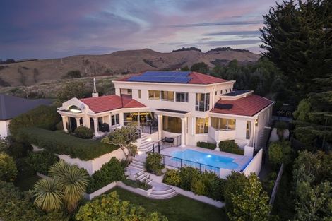 Photo of property in 34 Harry Ell Drive, Cashmere, Christchurch, 8022