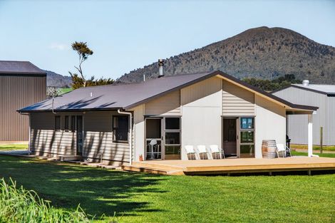 Photo of property in 18 Rangikatea Road, Omori, Turangi, 3381