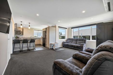 Photo of property in 63 Domett Street, Waitara, 4320