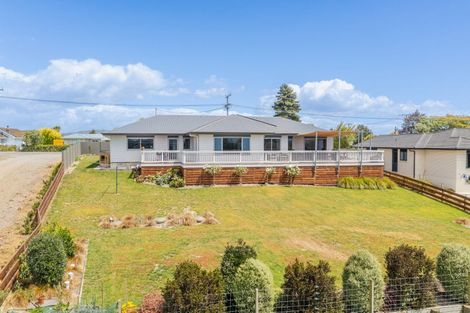 Photo of property in 205 Porangahau Road, Waipukurau, 4200