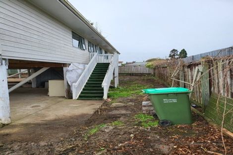 Photo of property in 3a Waterview Road West, Takanini, 2112