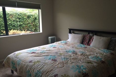 Photo of property in 28 Macnean Drive, East Tamaki Heights, Auckland, 2016