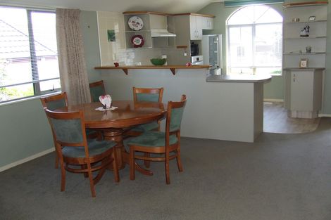 Photo of property in Orange Grove Village, 35/22 Pyes Pa Road, Pyes Pa, Tauranga, 3112