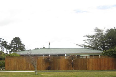 Photo of property in 1 Regan Street, Stratford, 4332