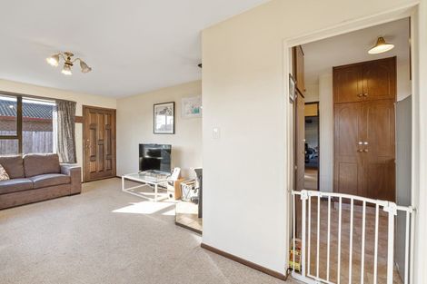 Photo of property in 5 Fernbrook Place, Mairehau, Christchurch, 8013