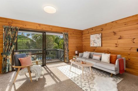 Photo of property in 8 Shackle Lane, Whitby, Porirua, 5024