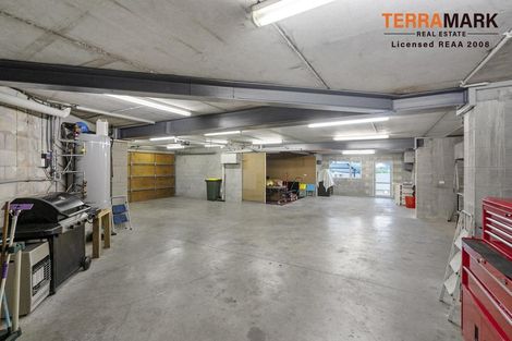 Photo of property in 2 Metzenthin Close, Raumati South, Paraparaumu, 5032