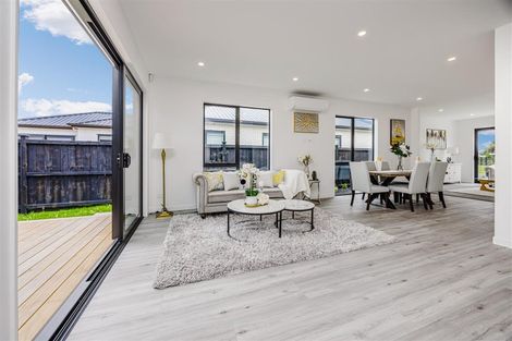 Photo of property in 42 Kakano Street, Clevedon, Papakura, 2582