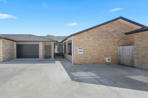 Photo of property in 2u7 Rosalind Street, Deanwell, Hamilton, 3206