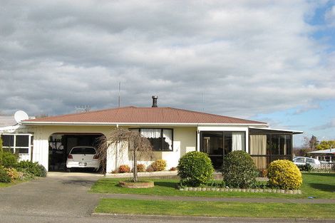 Photo of property in 11 Mclean Terrace, Waipukurau, 4200