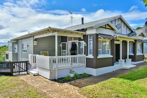 Photo of property in 9 Prospect Terrace, Pukekohe, 2120