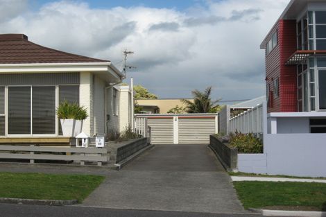 Photo of property in 1/28 Hamblyn Street, Strandon, New Plymouth, 4312