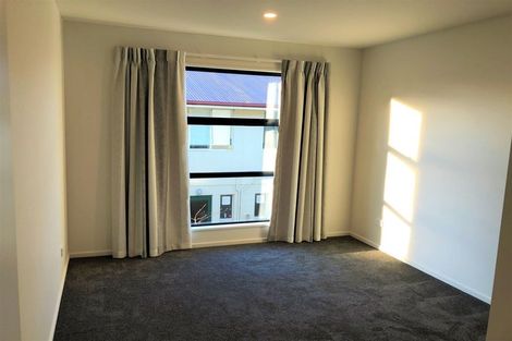 Photo of property in 49 Olliviers Road, Phillipstown, Christchurch, 8011